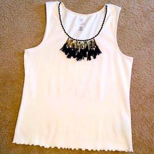 🍂Ruby Rd. Tassel Accent Top🍂